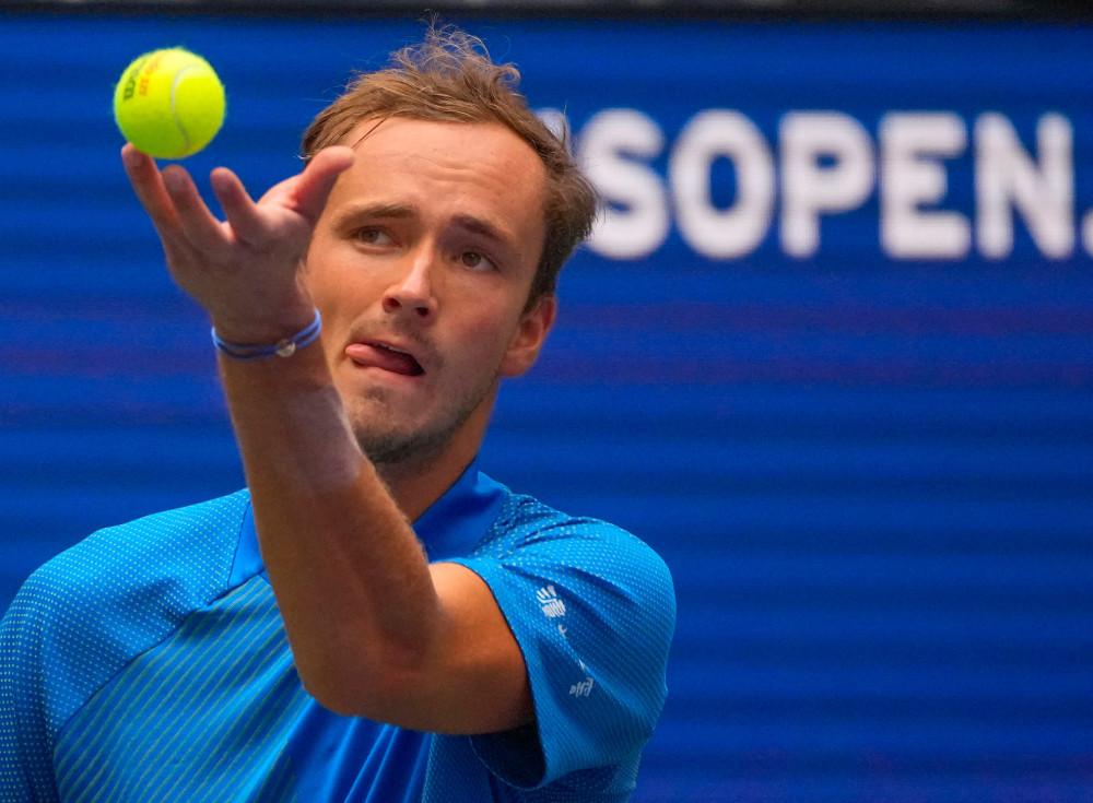 更凸显了乒 更凸显了乒