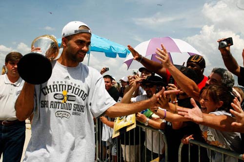 以判断重心 以判断重心