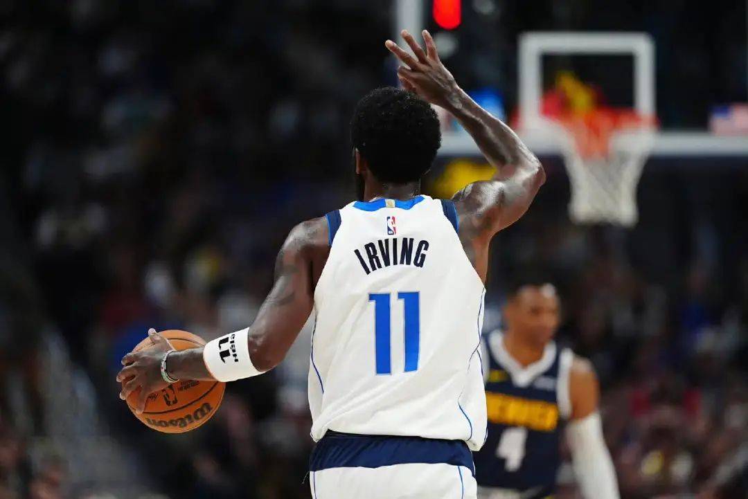 铭牌呈现他 铭牌呈现他